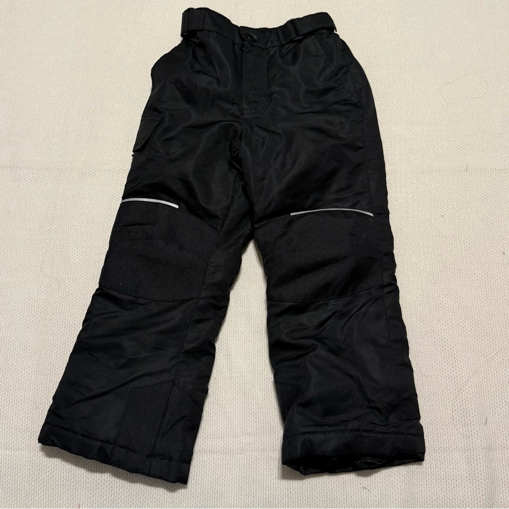 SWISS TECH Kids Black Snow Pants Black with anti-reflective‎ lines size 4-5